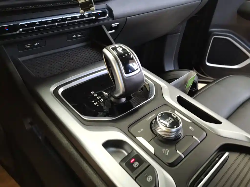 Geely Haoyue — миниатюра 14