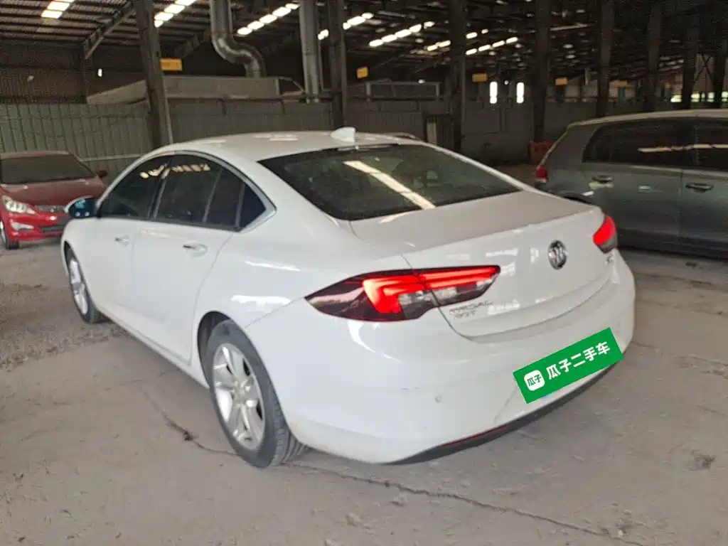 Buick Regal — миниатюра 5