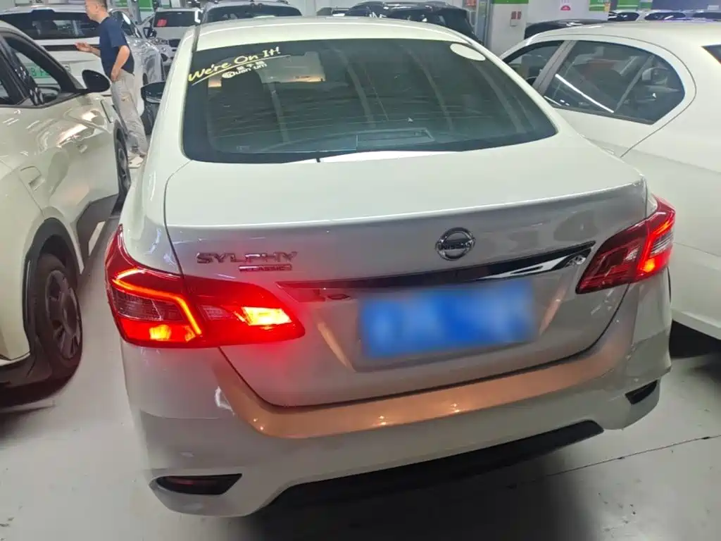 Nissan Sylphy — миниатюра 6