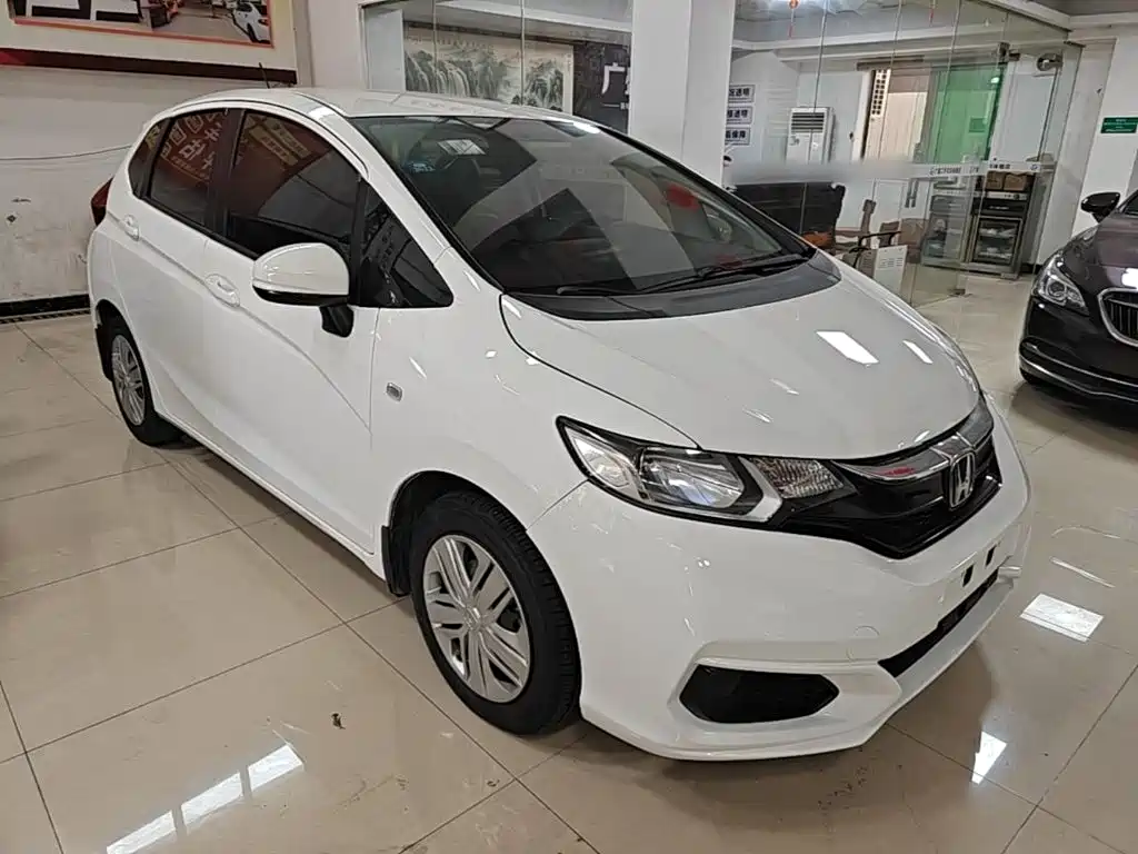 Honda Fit — миниатюра 4