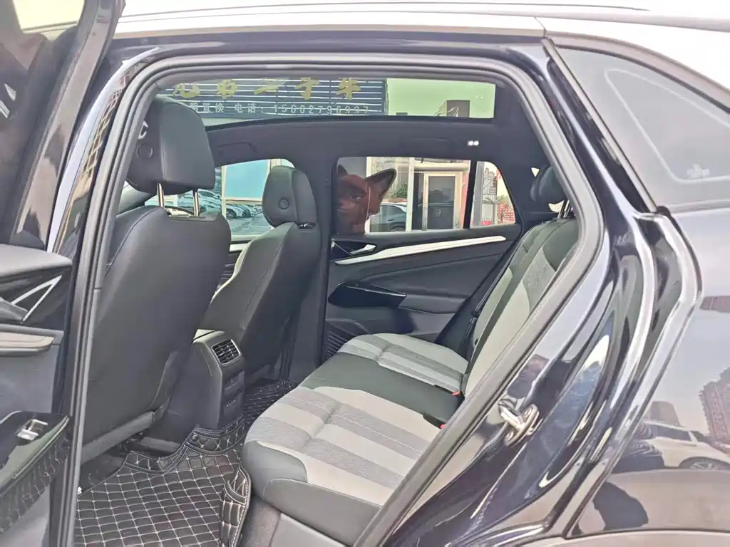 Volkswagen ID.4 Crozz — миниатюра 10