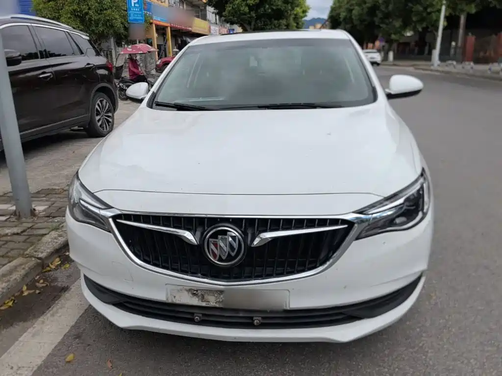 Buick Excelle — миниатюра 3