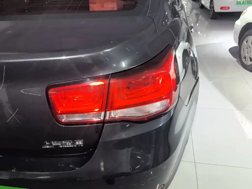Chevrolet Malibu — миниатюра 8