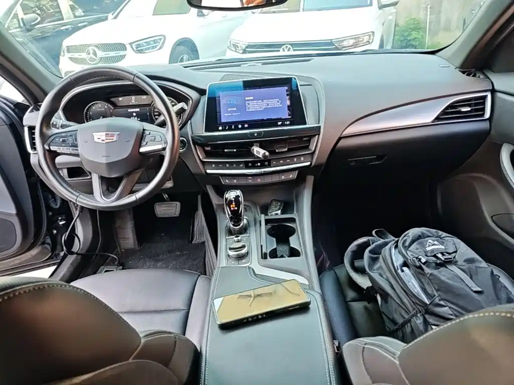 Cadillac CT5 — миниатюра 10