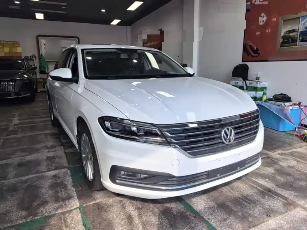 Volkswagen Lavida — миниатюра 4