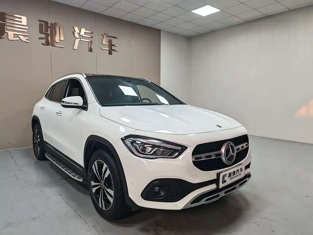 Mercedes-Benz GLA — миниатюра 3