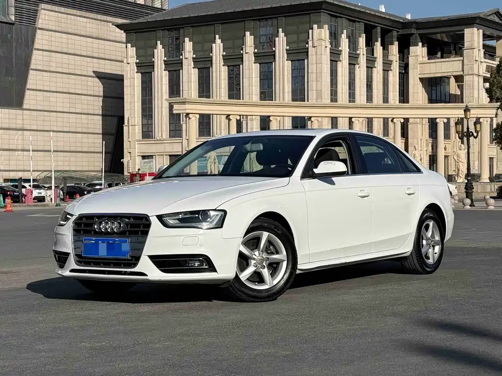 Audi A4L 2014