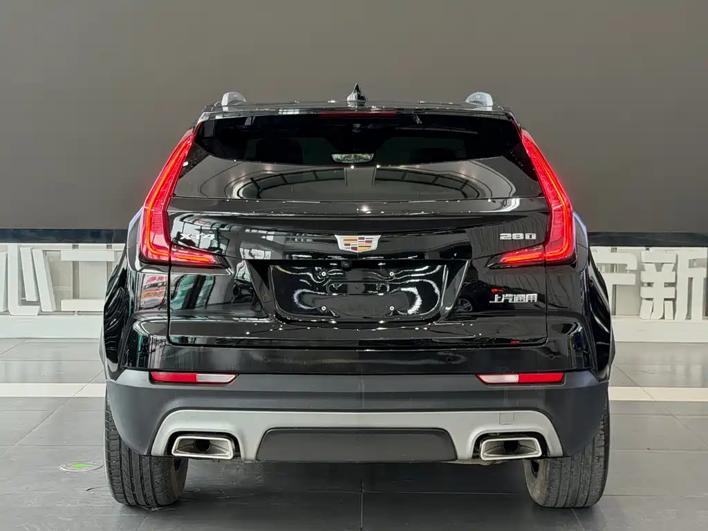 Cadillac XT4 2020 28T Lead