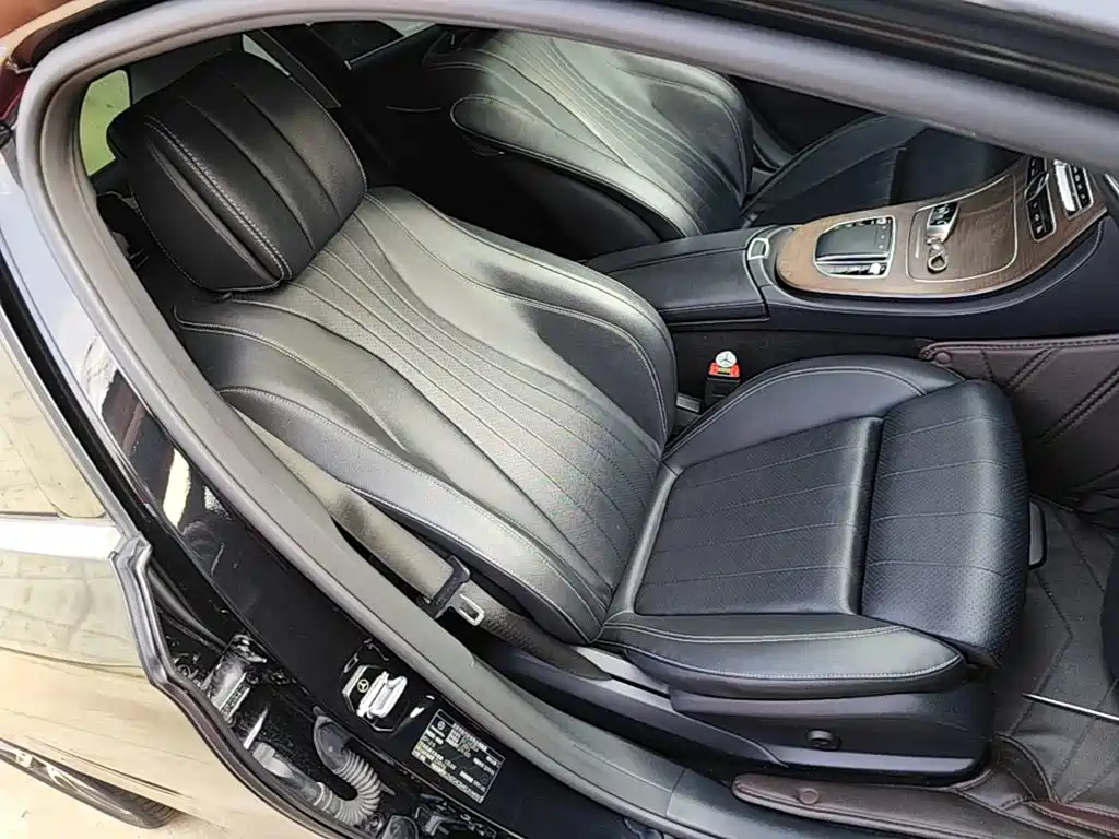 Mercedes-Benz E-Class — миниатюра 25