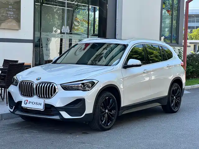 BMW  X1 2022