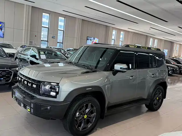 JIETU JET TRAVELER 2024