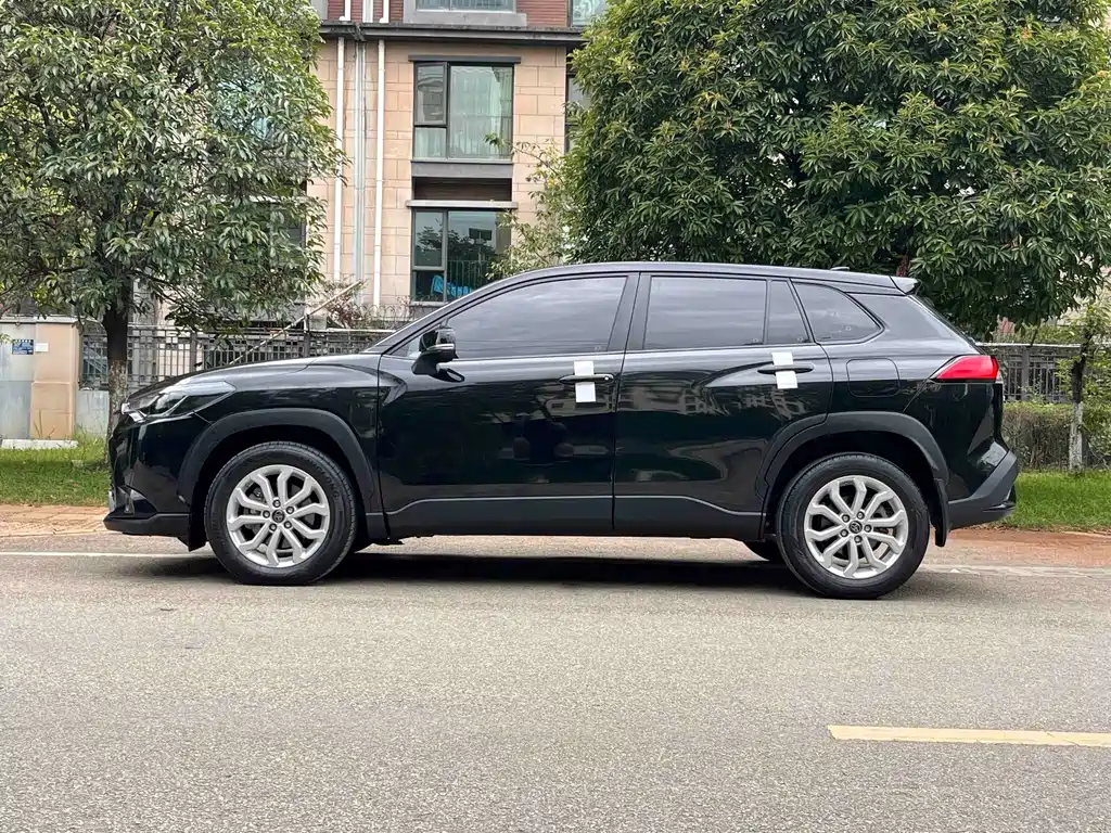 Toyota Frontlander — миниатюра 11