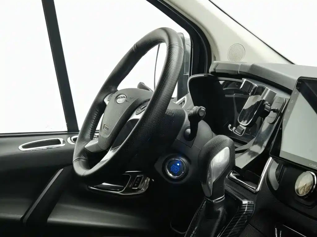 Ford Tourneo — миниатюра 22
