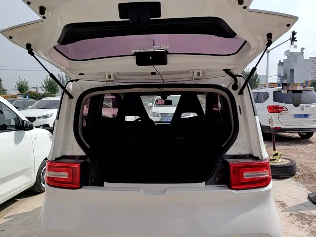Wuling MINIEV — миниатюра 19