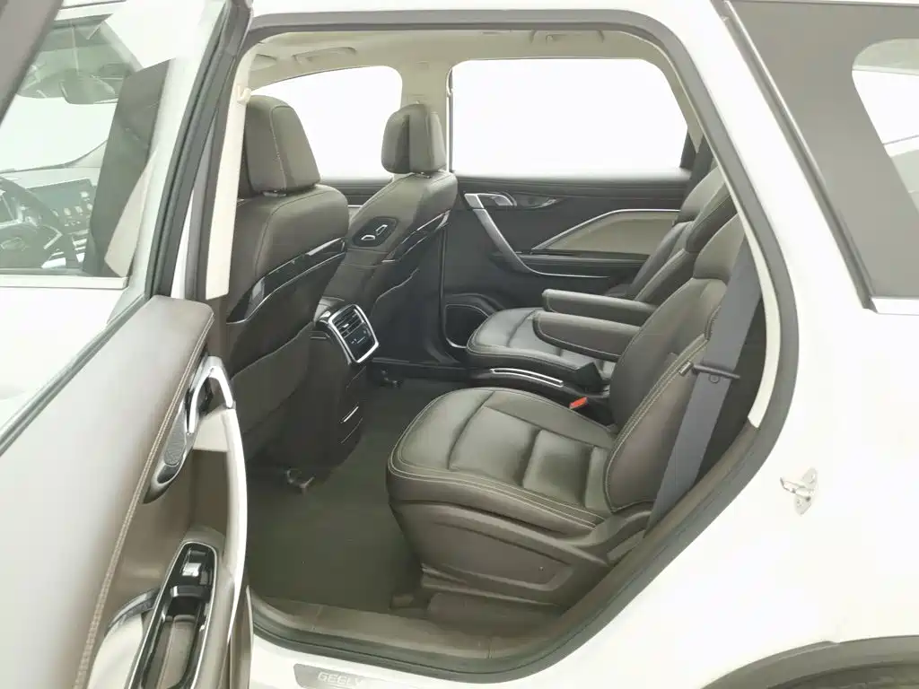 Geely Jia Ji — миниатюра 15