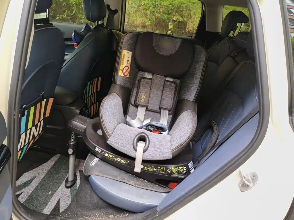 MINI Mini Clubman — миниатюра 13