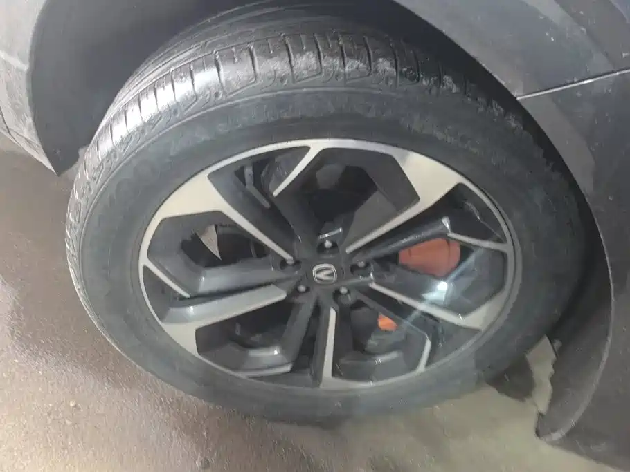 Changan UNI-K iDD — миниатюра 6