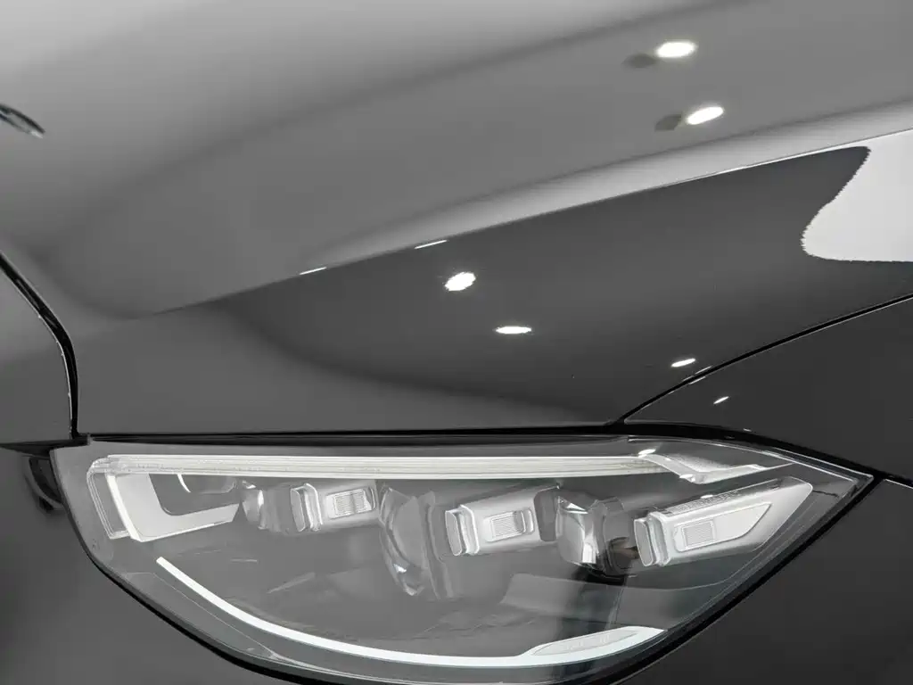 Mercedes-Benz S-Class — миниатюра 16