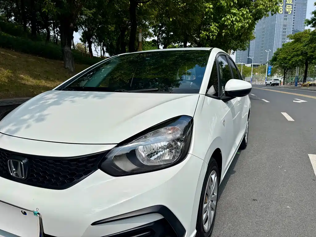 Honda Fit — миниатюра 5