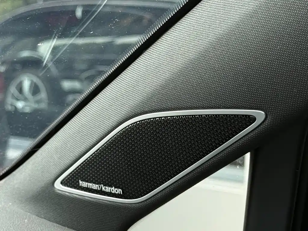 Volkswagen Golf GTI — миниатюра 13