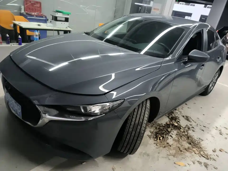 Mazda 3 Axela 2024