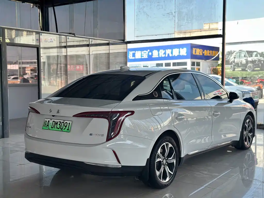 Hongqi Hongqi E-QM5 — миниатюра 12