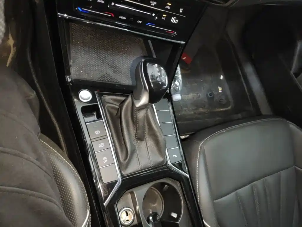 Volkswagen Passat — миниатюра 14