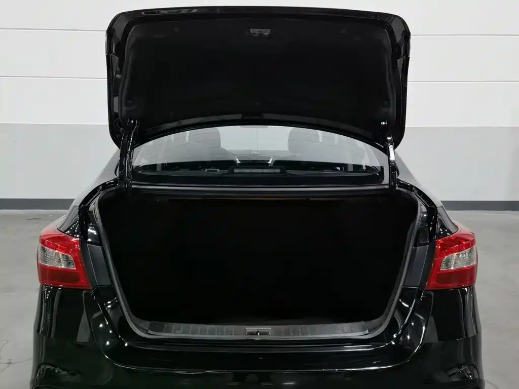 Nissan Sylphy — миниатюра 16