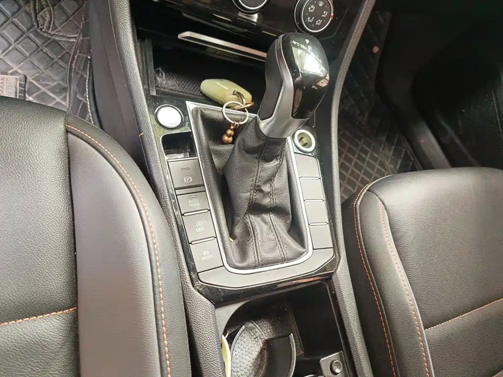 Volkswagen Sagitar — миниатюра 10