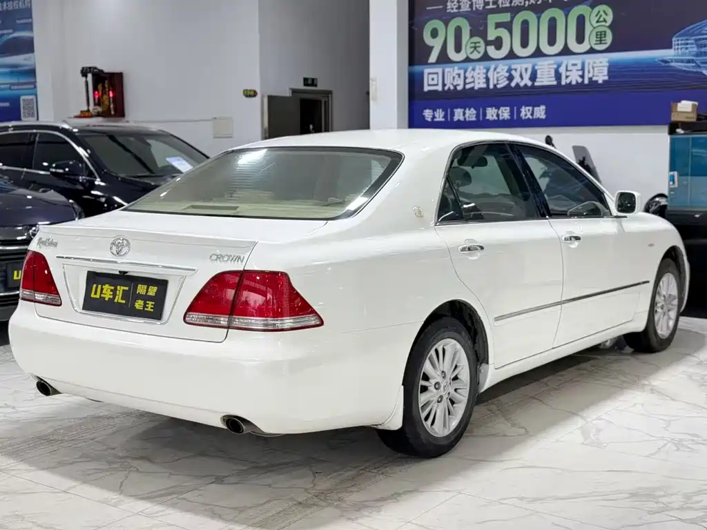 Toyota Crown 2005 3.0L Royal