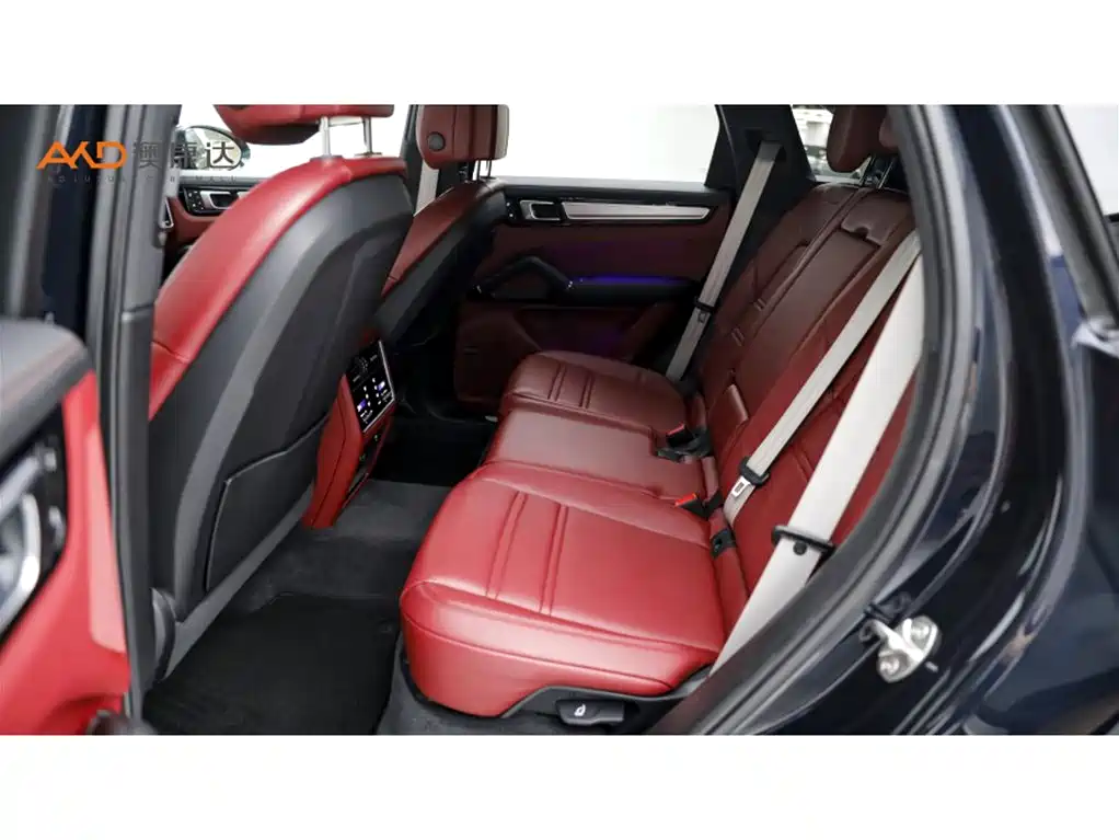 Porsche Cayenne Hybrid — миниатюра 7