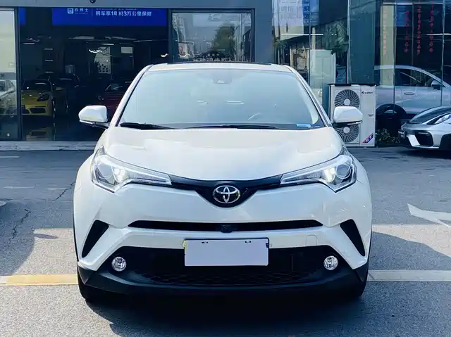 TOYOTA C HR