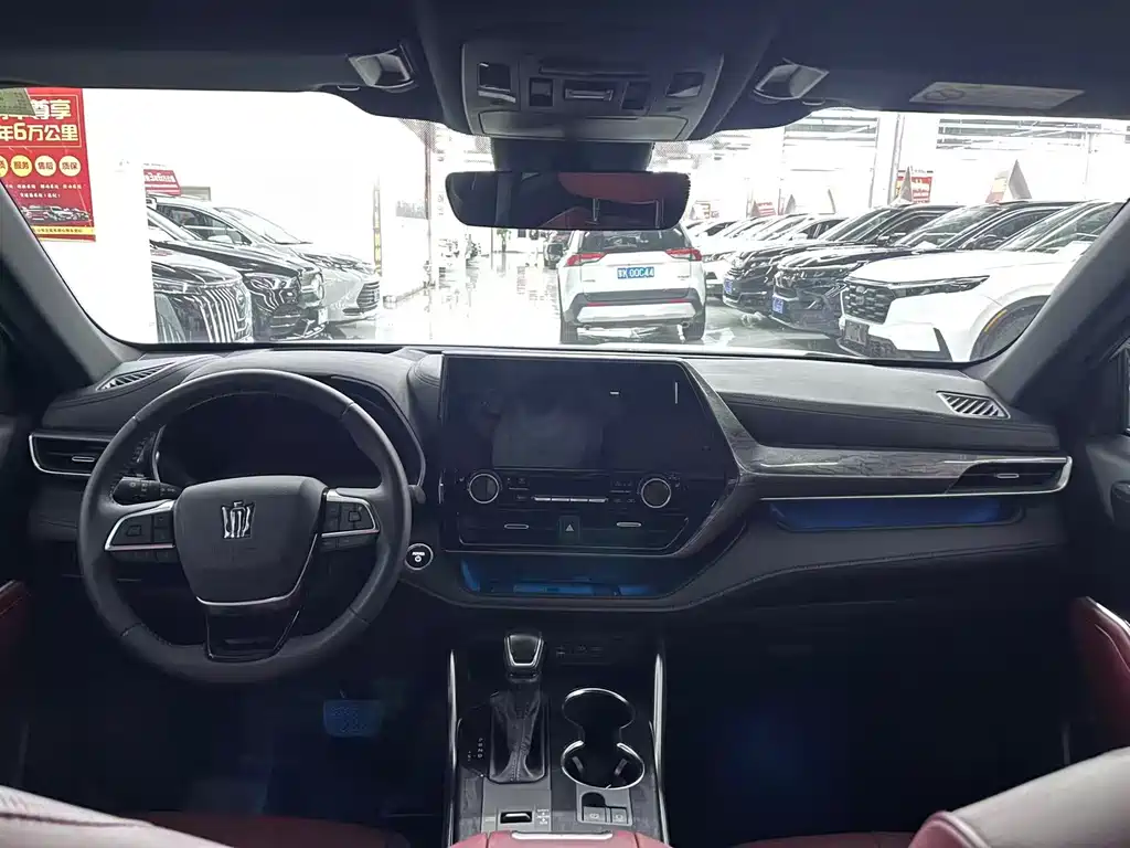 Toyota Crown Kluger — миниатюра 5