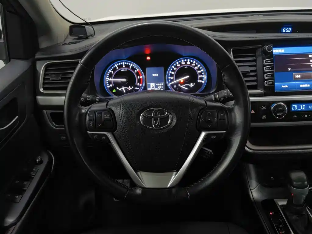 Toyota Highlander — миниатюра 11