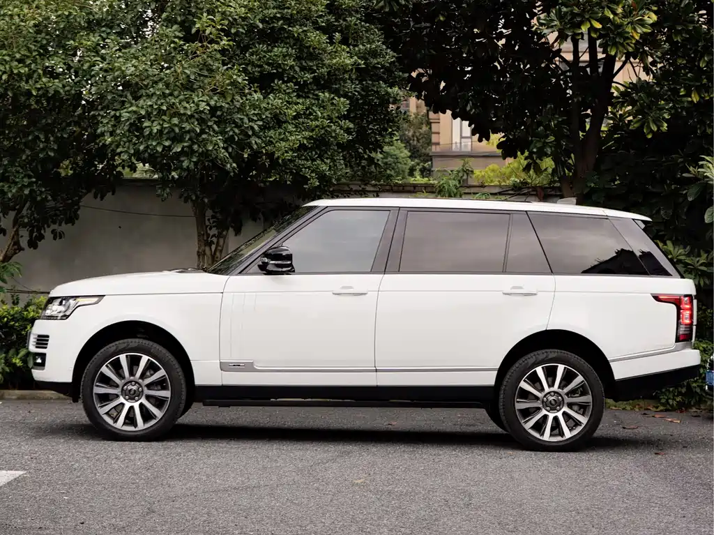 Land Rover Range Rover — миниатюра 3