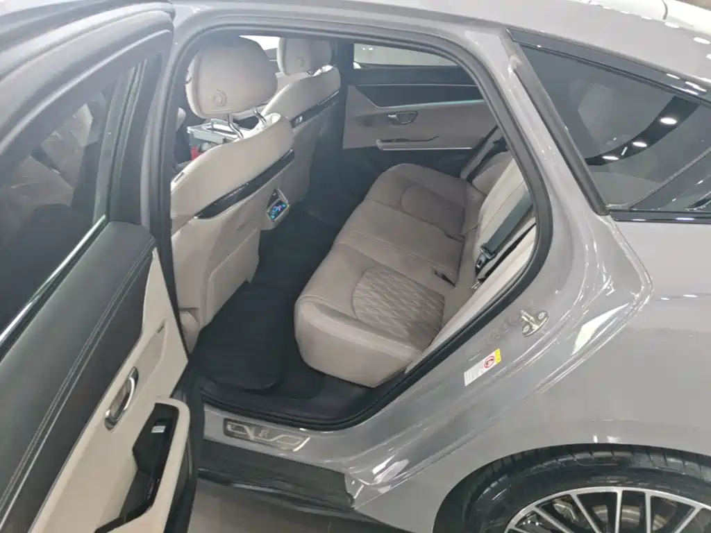BYD Han — миниатюра 17