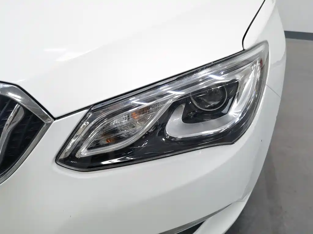 Buick Excelle — миниатюра 7