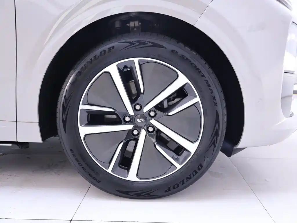 Li Auto Li L6 — миниатюра 6
