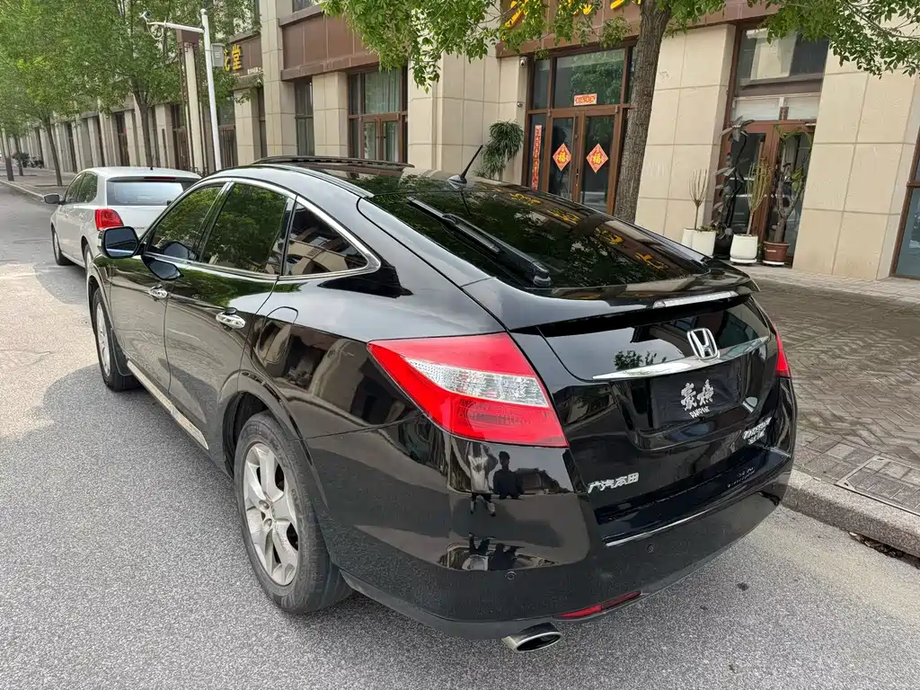 Honda Crosstour — миниатюра 3
