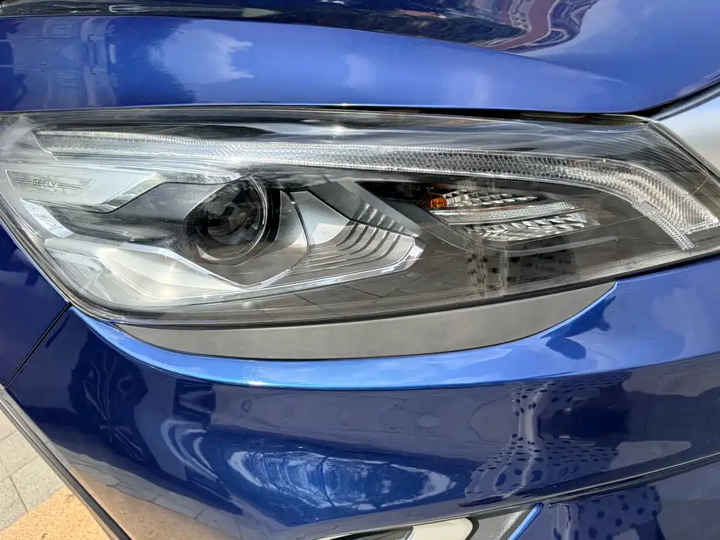 Geely Emgrand GS — миниатюра 15