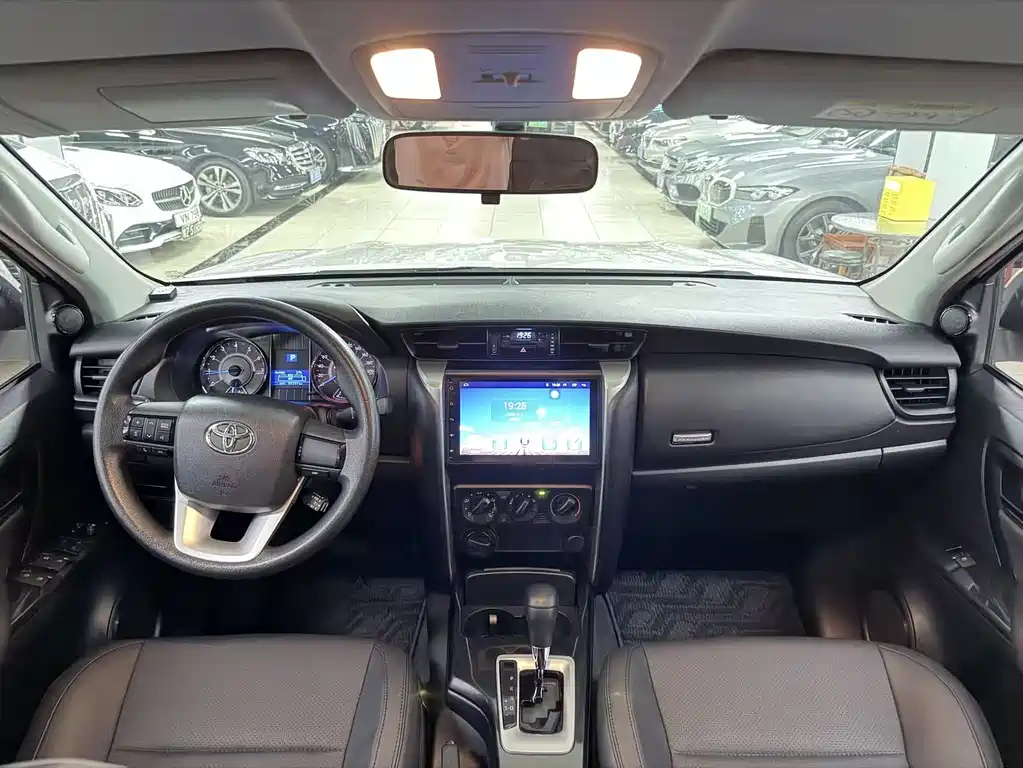 Toyota Fortuner 2016 2.7L