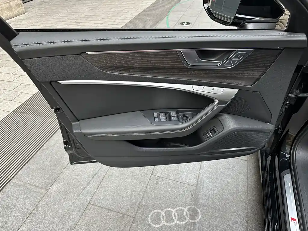 Audi A6L — миниатюра 17
