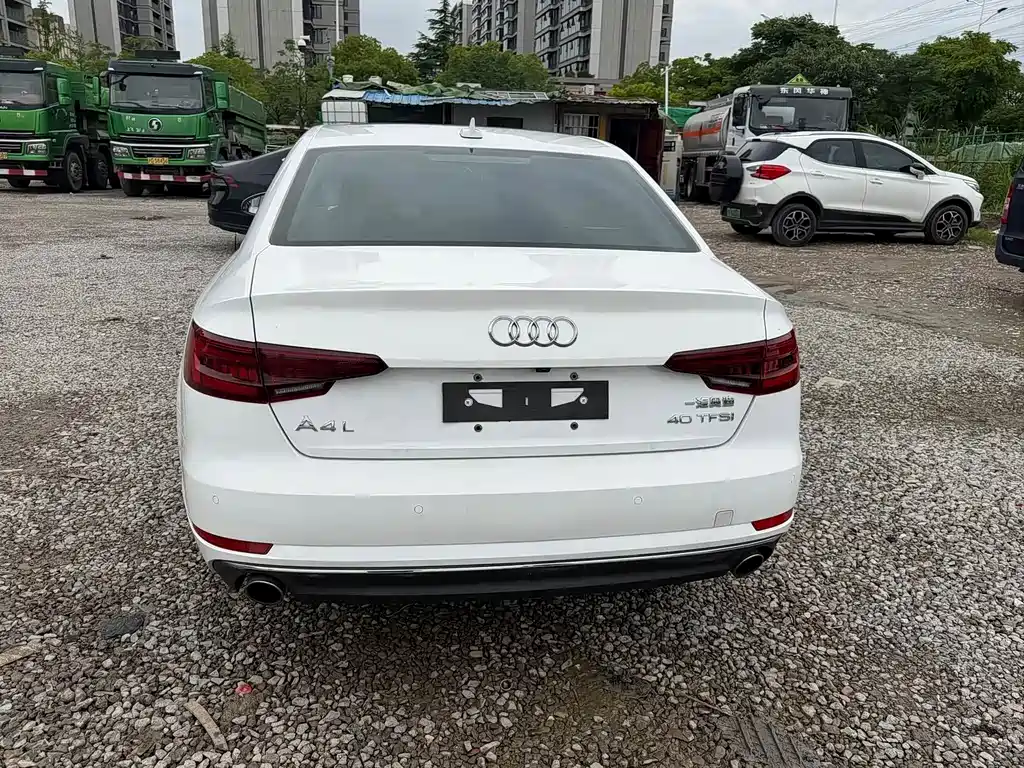 Audi A4L — миниатюра 8
