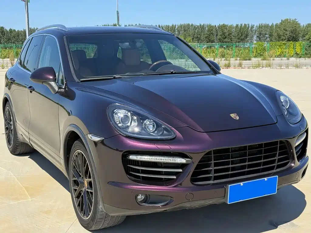 Porsche Cayenne — миниатюра 21