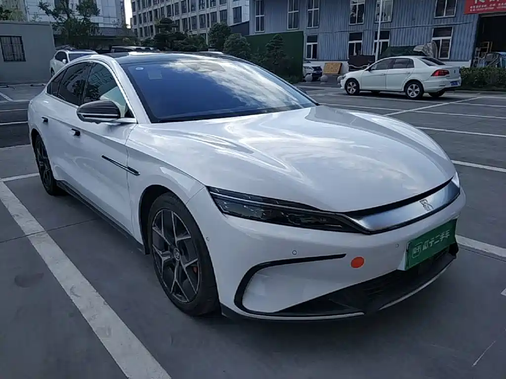 BYD Han — миниатюра 4