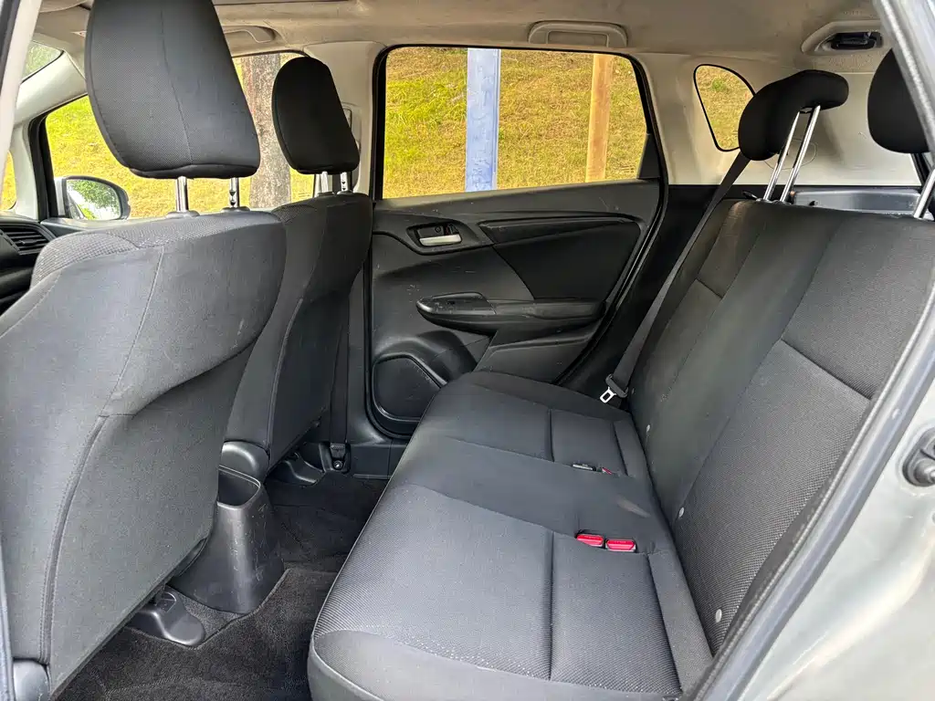 Honda Fit — миниатюра 17