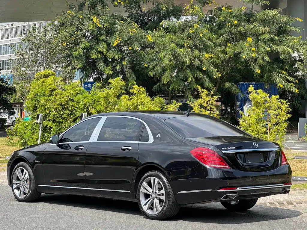 Mercedes-Benz S-Class — миниатюра 6
