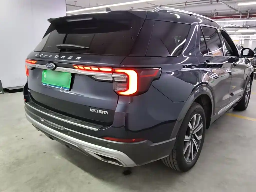 Ford Explorer — миниатюра 7