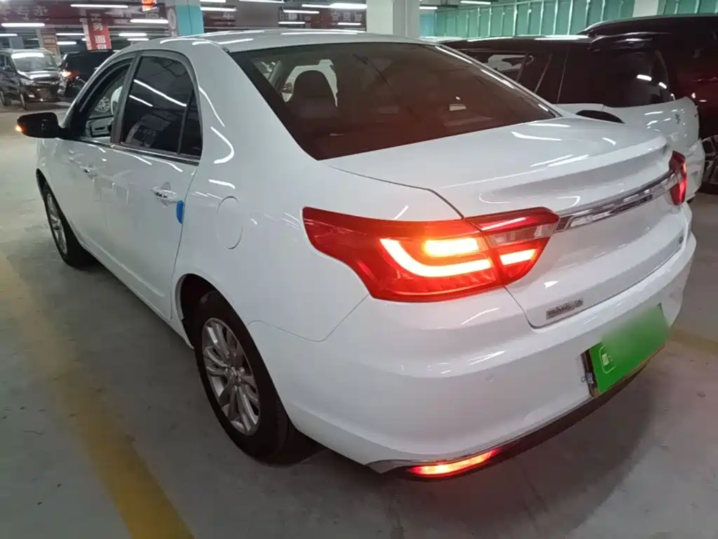 Geely Vision — миниатюра 5