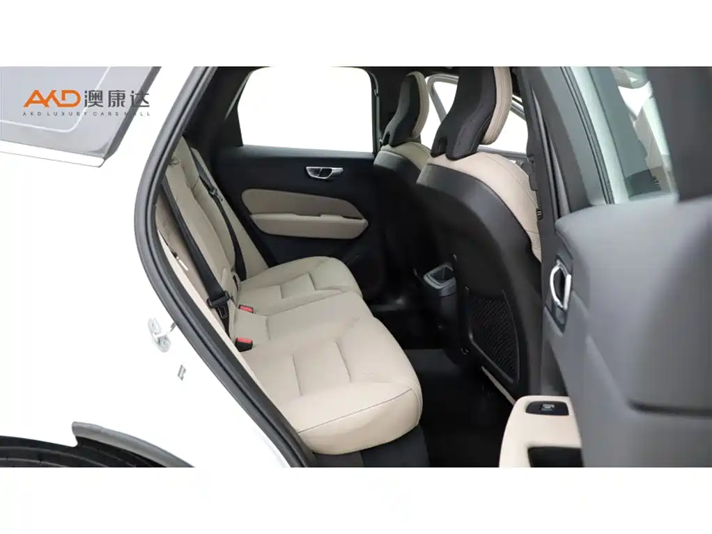 Volvo XC60 — миниатюра 8